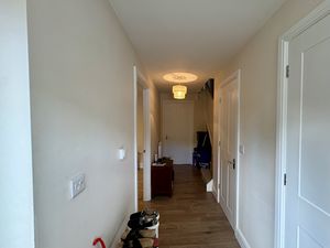 Entrance hallway- click for photo gallery